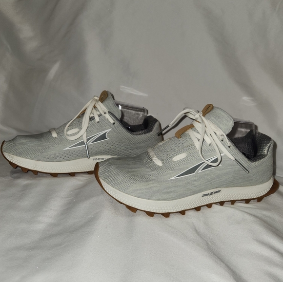 Altra Supalante Women's Gray Running Shoes. NWOT. Size 7.5 - Picture 2 of 9